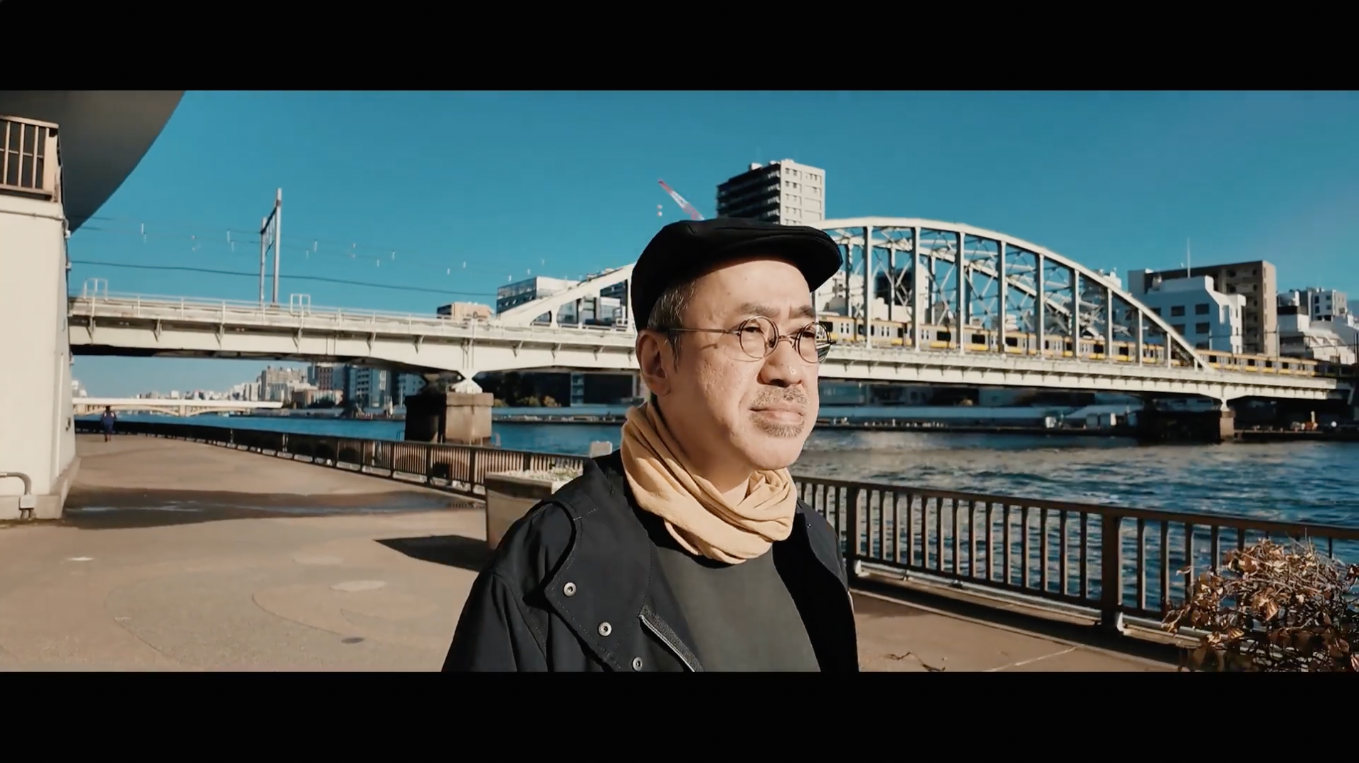 インタビュー